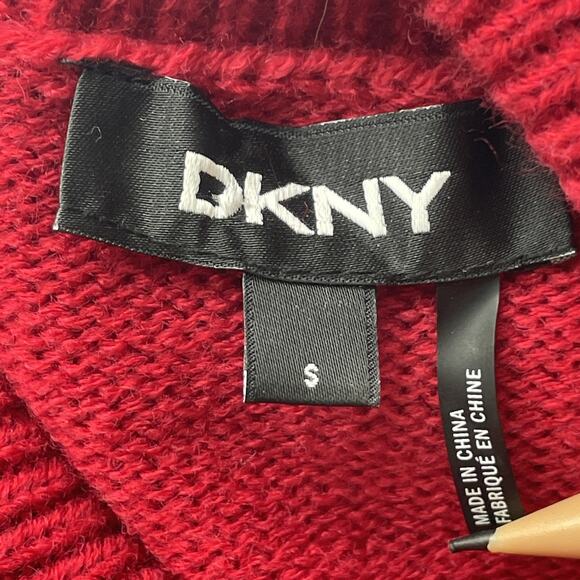 DKNY Womens SM Red White Logo Knit Turtle Neck Sweater Preppy Holiday - Picture 7 of 10
